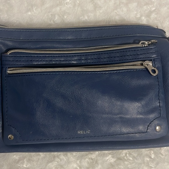 RELIC BY FOSSIL EVIE NAVY BLUE FAUX LEATHER CROSSBODY BAG - Picture 7 of 10